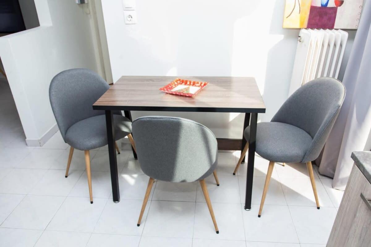 Modern In Heart Of Paleo Faliro! * Atenas